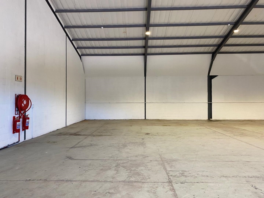 To Let Commercial Property for Rent in Retreat Western Cape